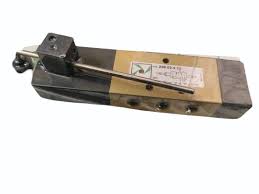 WHISKER SWITCH VALVE