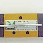 WHISKER SWITCH VALVE